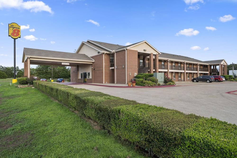 Super 8 By Wyndham Mount Vernon Bagian luar foto